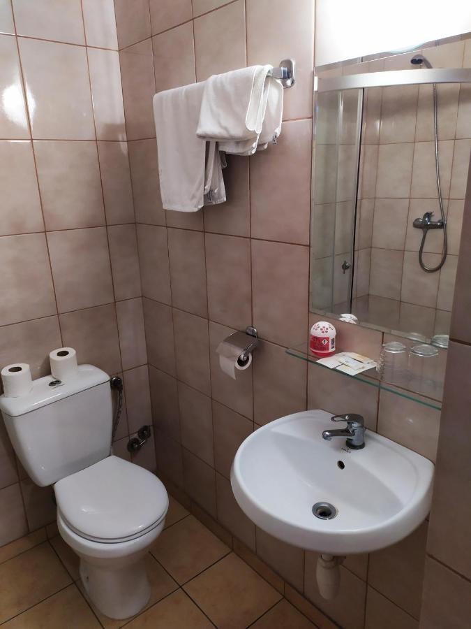 Bed and Breakfast Gosciniec Czarci Mlyn Będzin Exterior foto